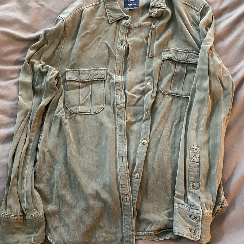 American Eagle vintage boyfriend long sleeve